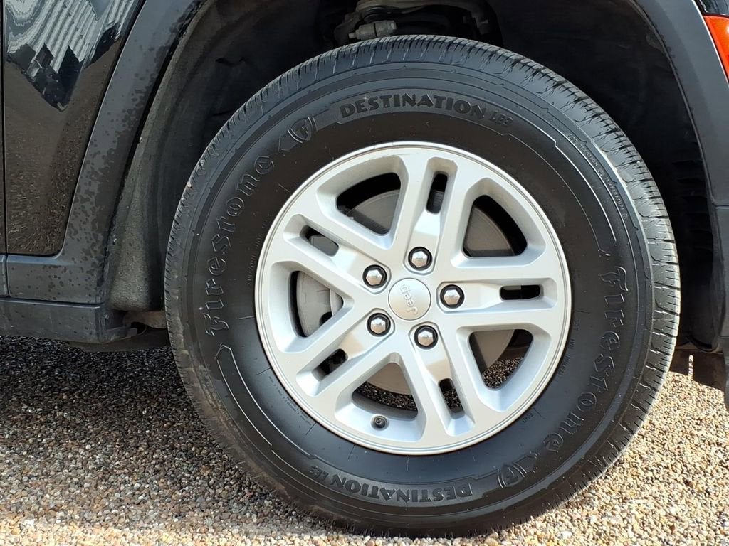 2024 Jeep Grand Cherokee Laredo