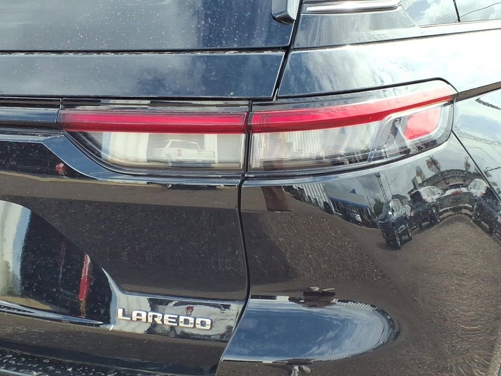 2024 Jeep Grand Cherokee Laredo