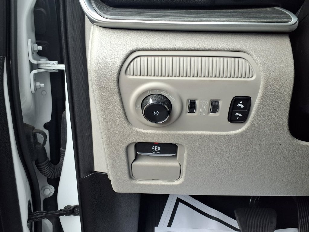 2024 Jeep Wagoneer L Series II - Photo 24