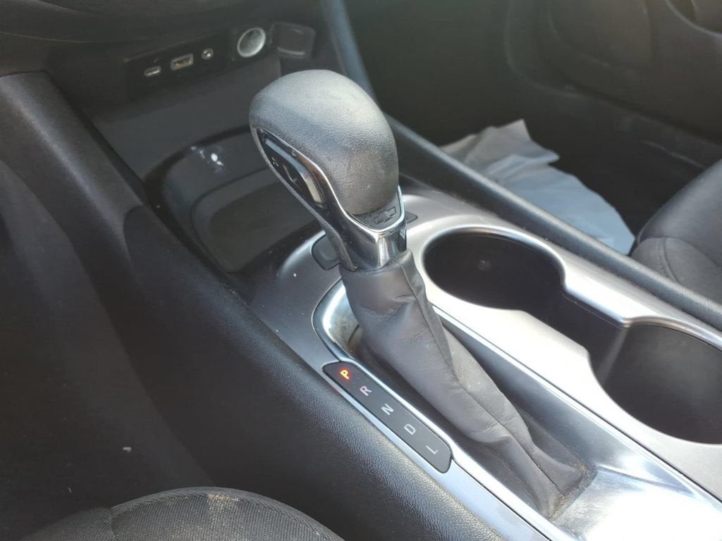 2022 Chevrolet Malibu LS