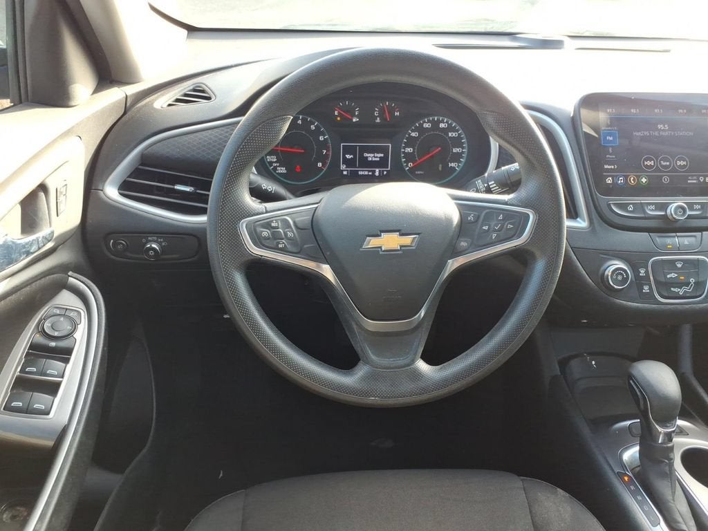 2022 Chevrolet Malibu LS
