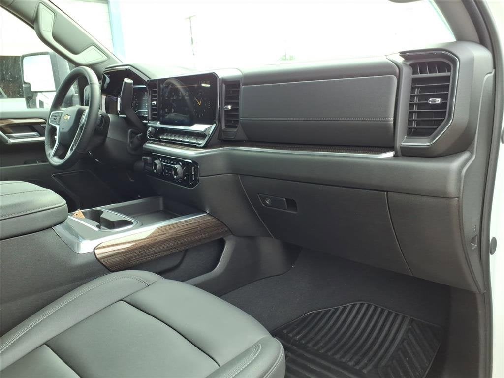 2025 Chevrolet Silverado 3500 HD LT DRW