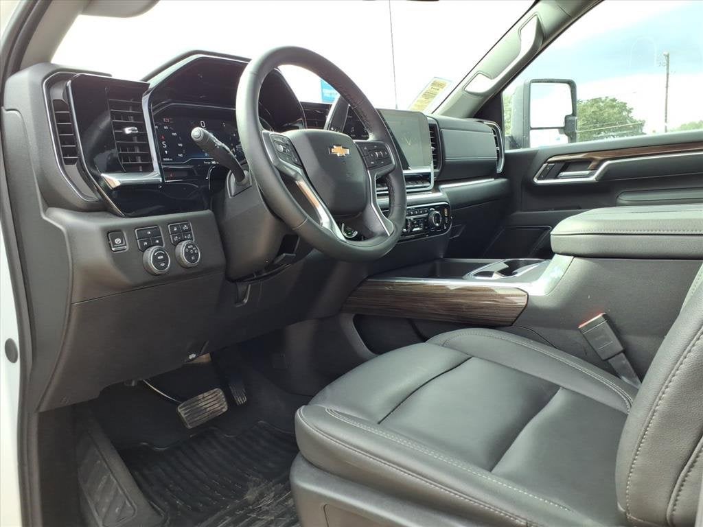 2025 Chevrolet Silverado 3500 HD LT DRW