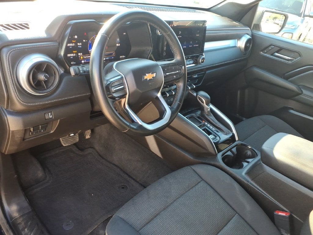 2025 Chevrolet Colorado WT/LT