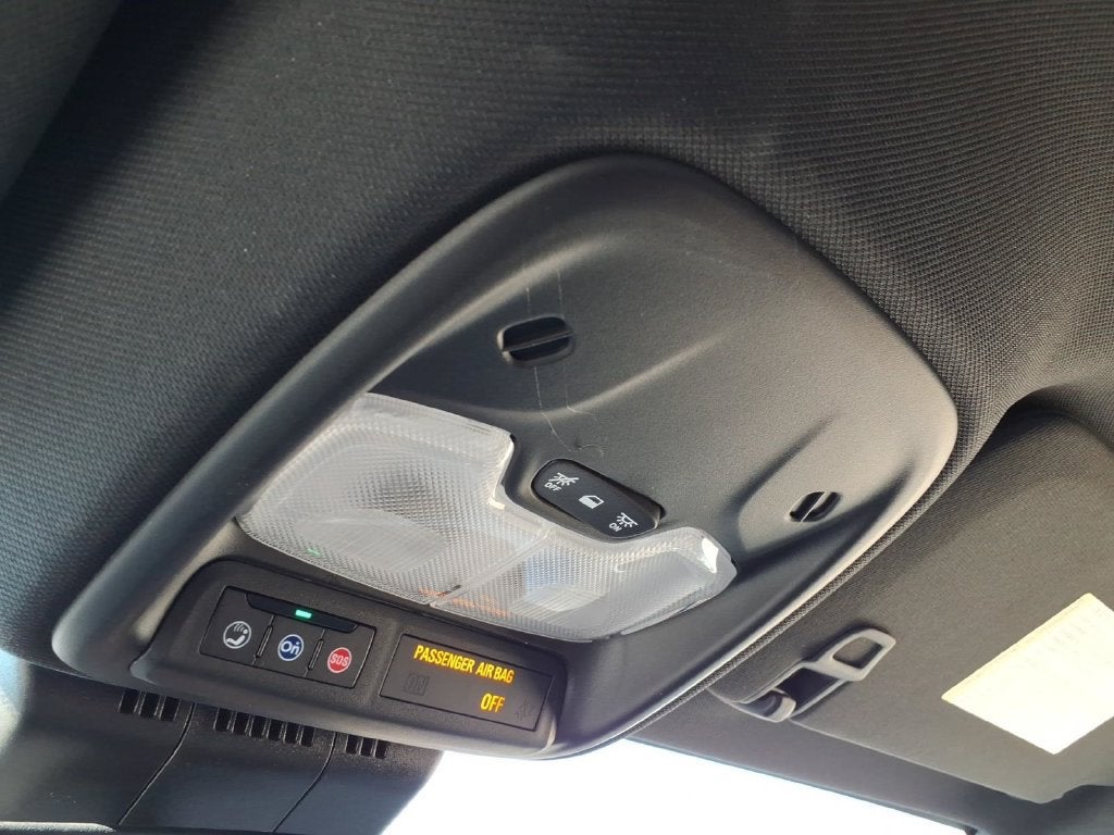 2025 Chevrolet Colorado LT - Photo 22