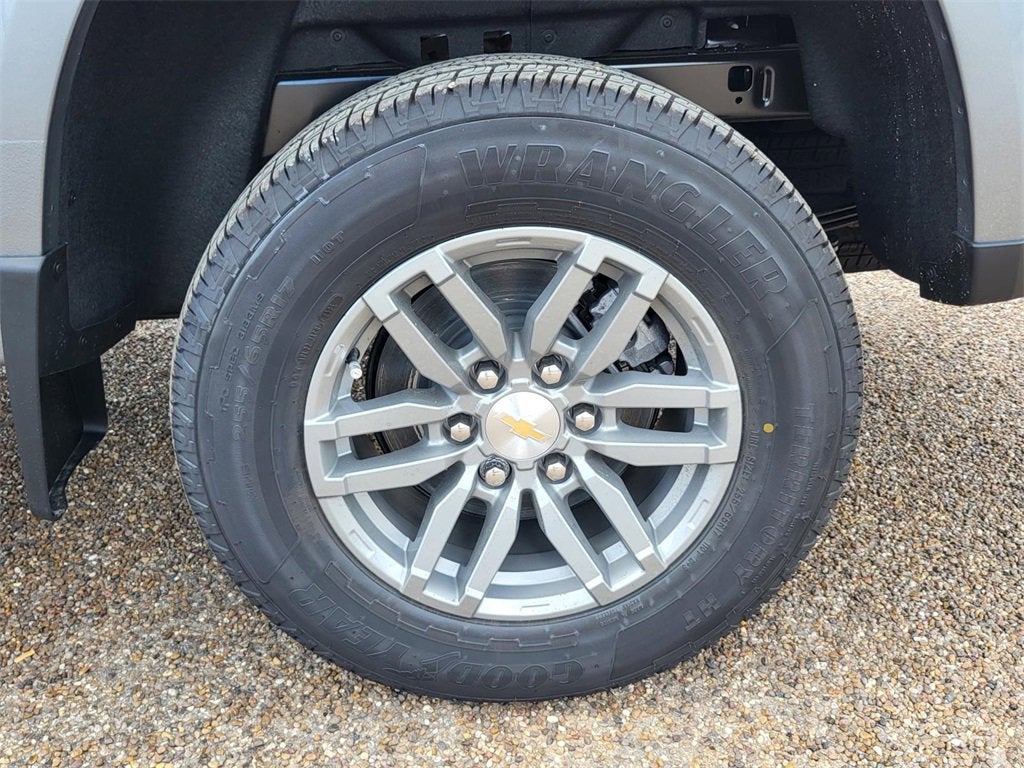 2025 Chevrolet Colorado WT/LT