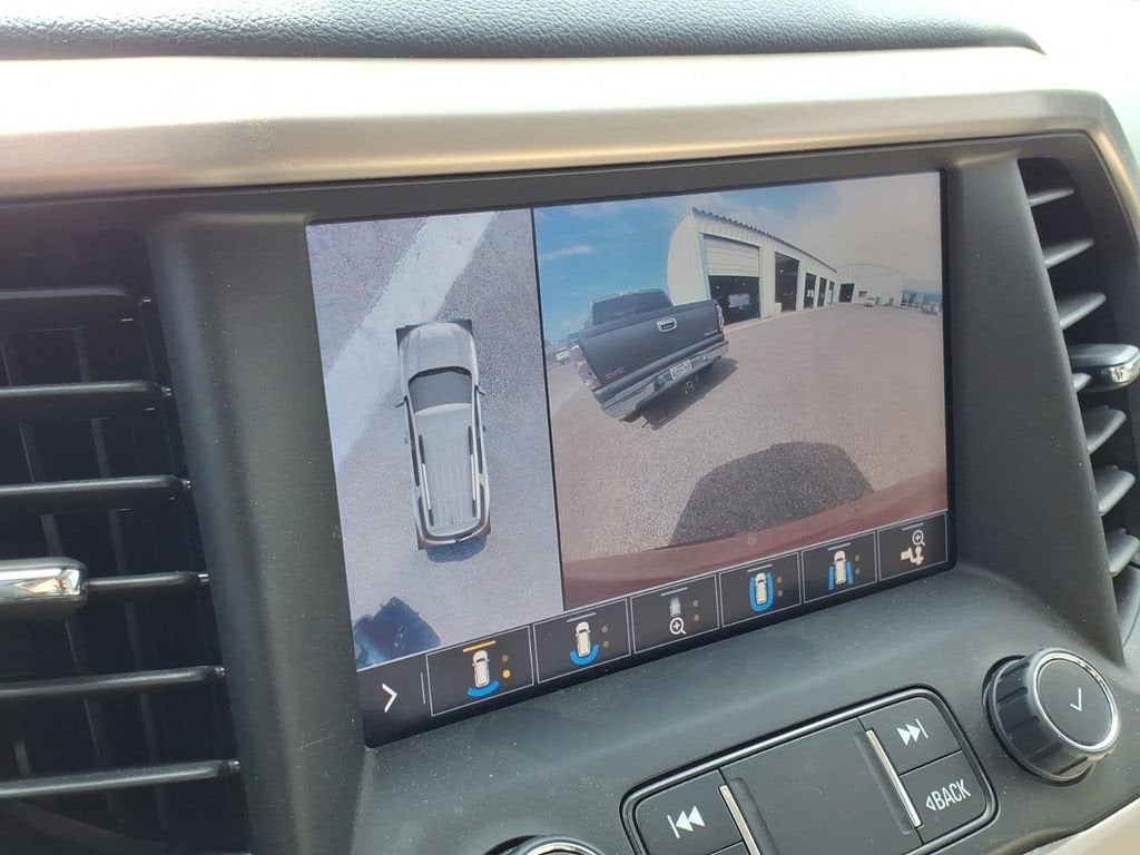 2020 GMC Acadia Denali