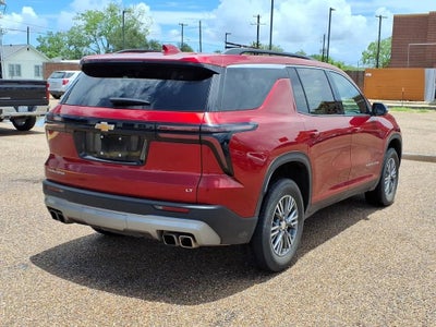 2024 Chevrolet Traverse LT