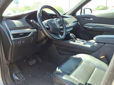 2023 Cadillac XT4 Premium Luxury