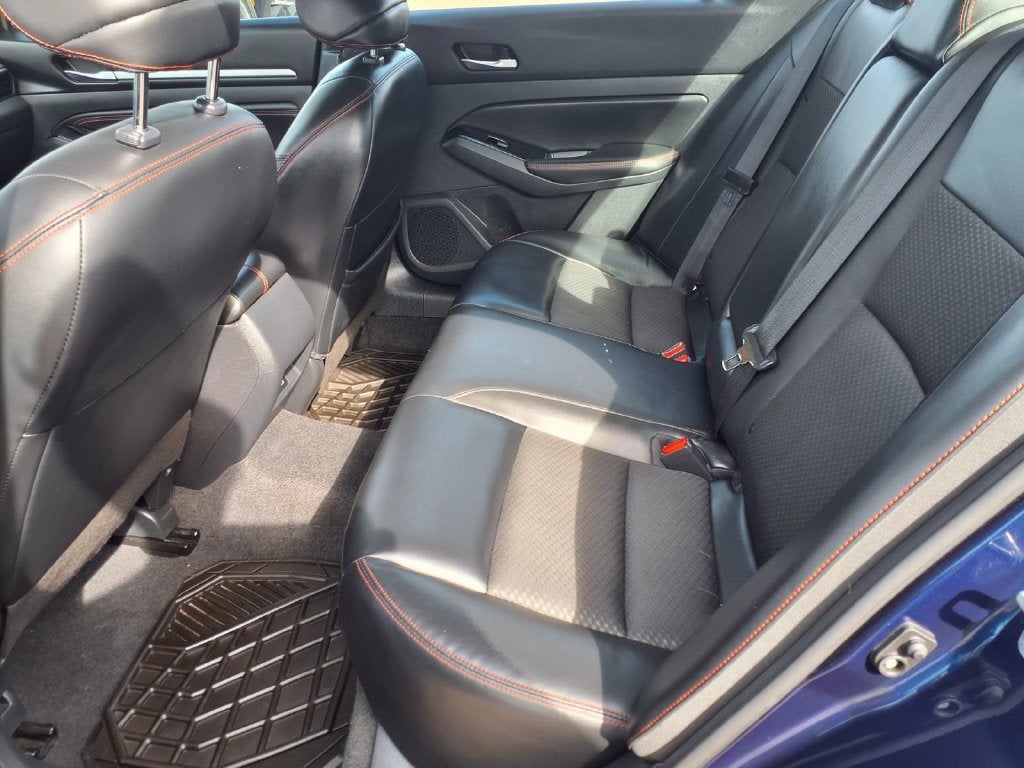 2023 Nissan Altima SR - Photo 10