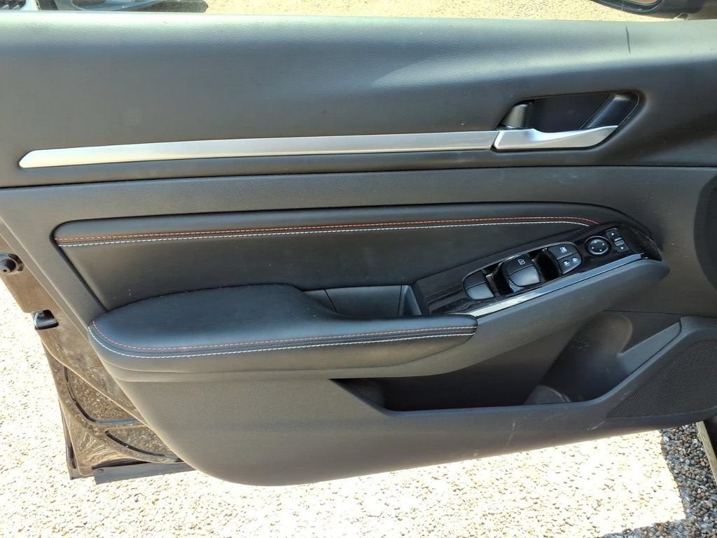 2023 Nissan Altima SR FWD