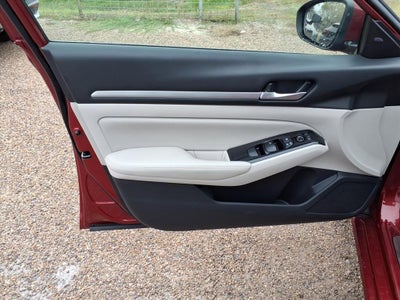 2024 Nissan Altima 2.5 SL