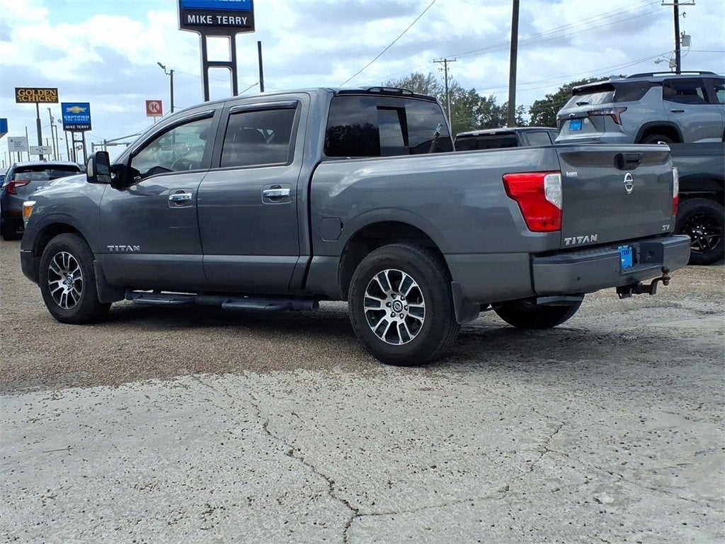 2021 Nissan Titan SV
