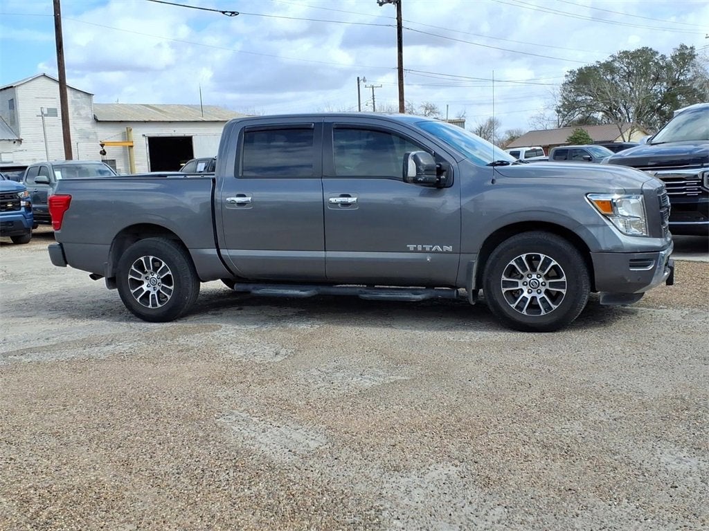 2021 Nissan Titan SV