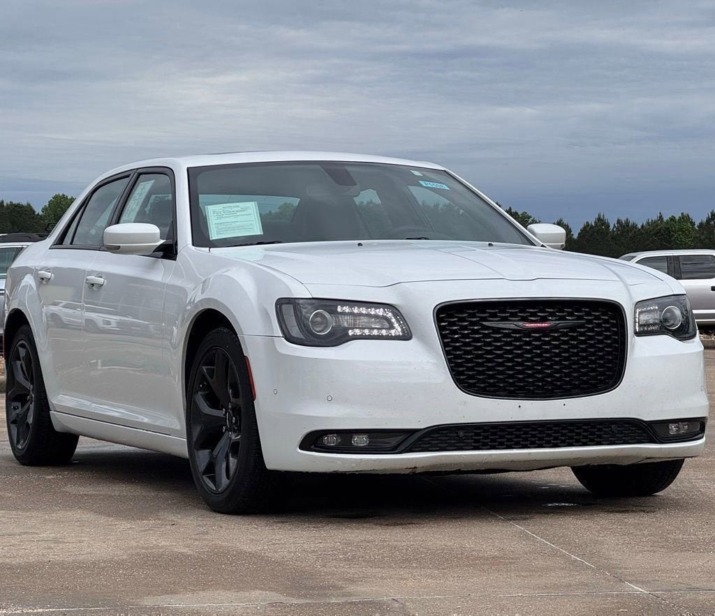 2023 Chrysler 300 300S