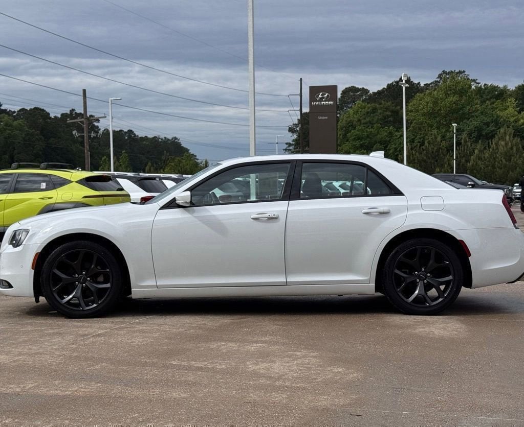 2023 Chrysler 300 300S