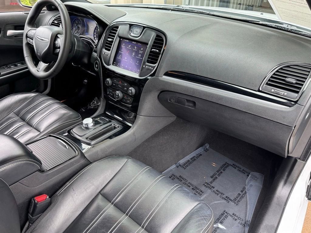 2023 Chrysler 300 300S
