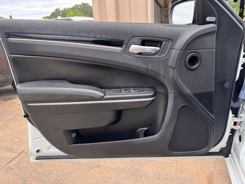 2023 Chrysler 300 300S