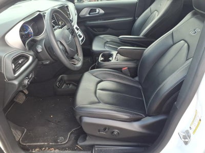 2024 Chrysler Pacifica Hybrid S Appearance Pkg