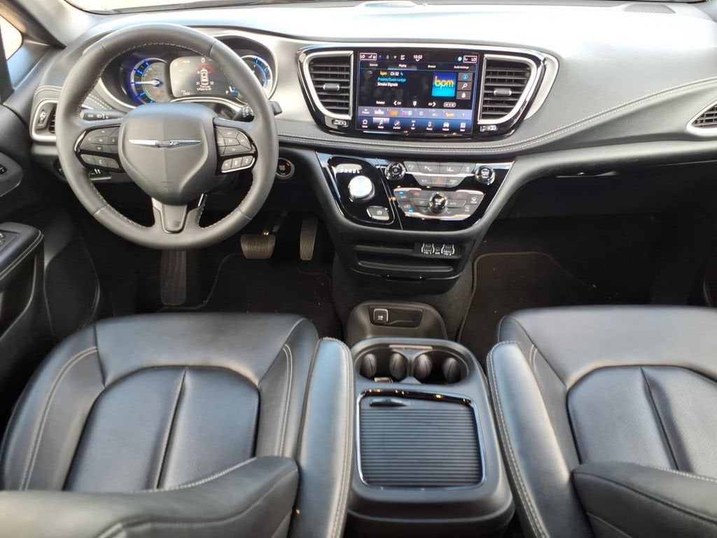 2024 Chrysler Pacifica Hybrid S Appearance Pkg