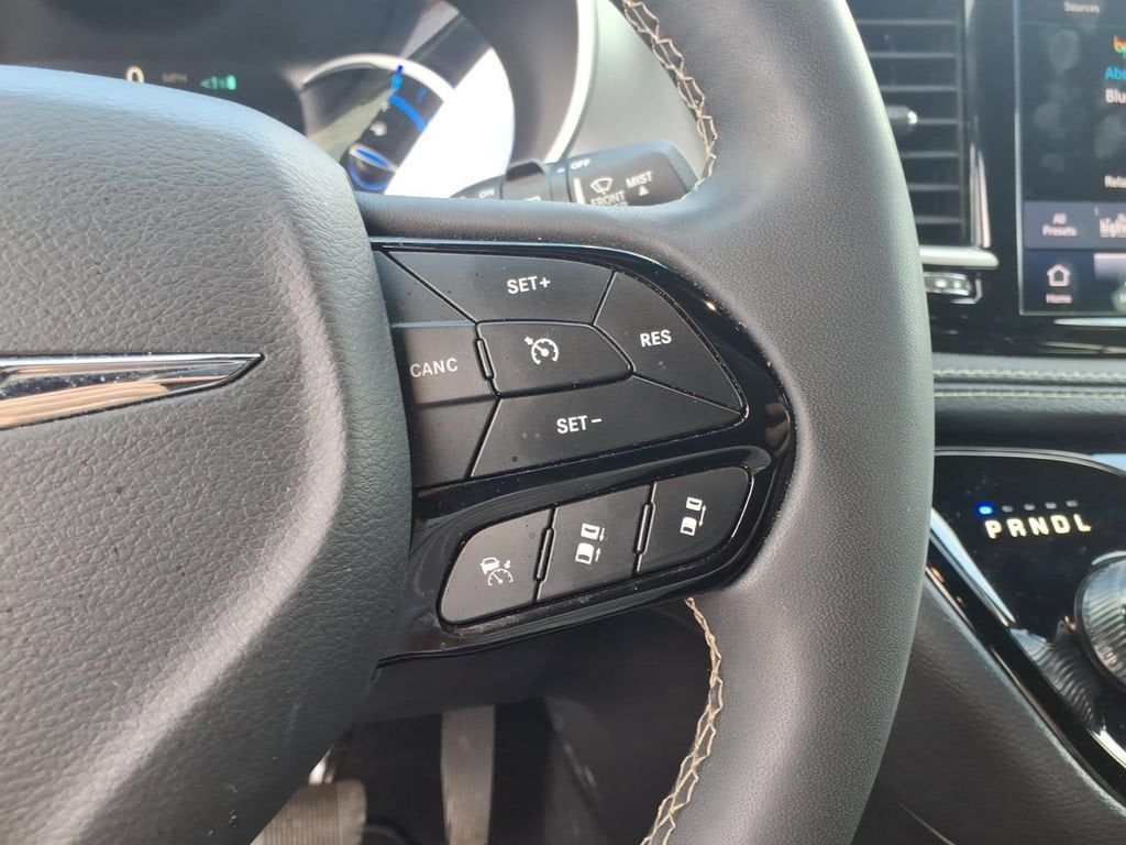 2024 Chrysler Pacifica Hybrid S Appearance Pkg
