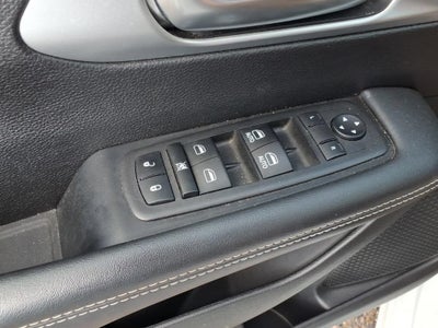 2024 Chrysler Pacifica Hybrid S Appearance Pkg