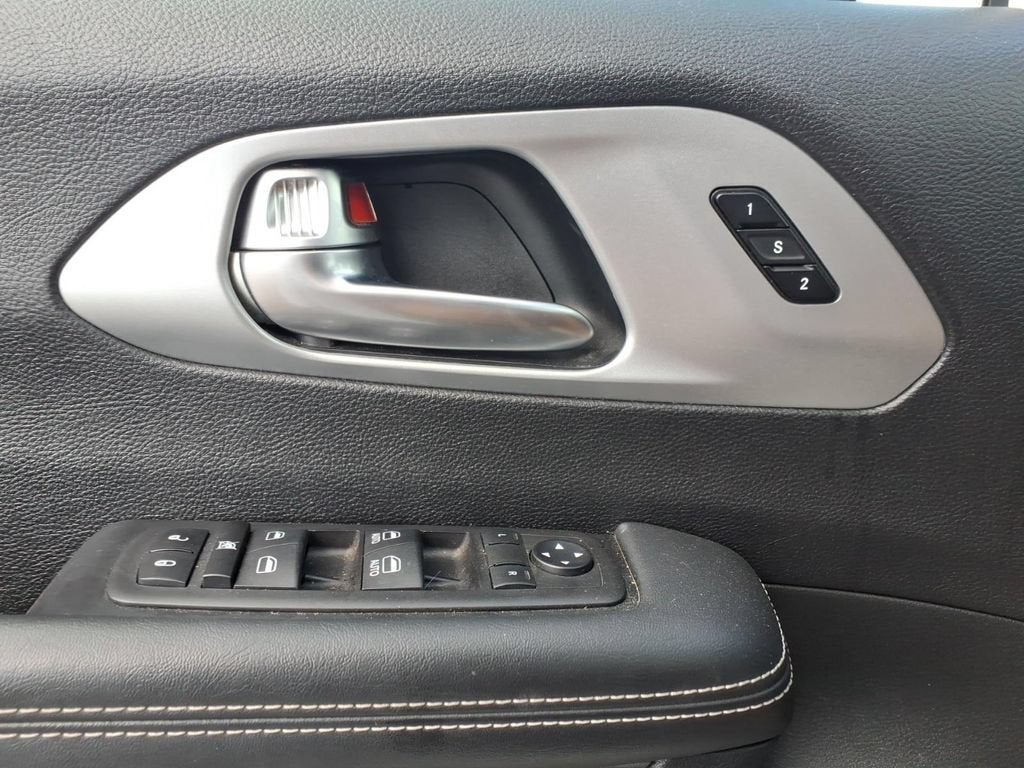 2024 Chrysler Pacifica Hybrid S Appearance Pkg