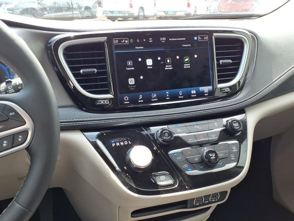 2024 Chrysler Pacifica Hybrid Select