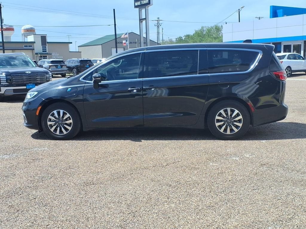 2024 Chrysler Pacifica Hybrid Select