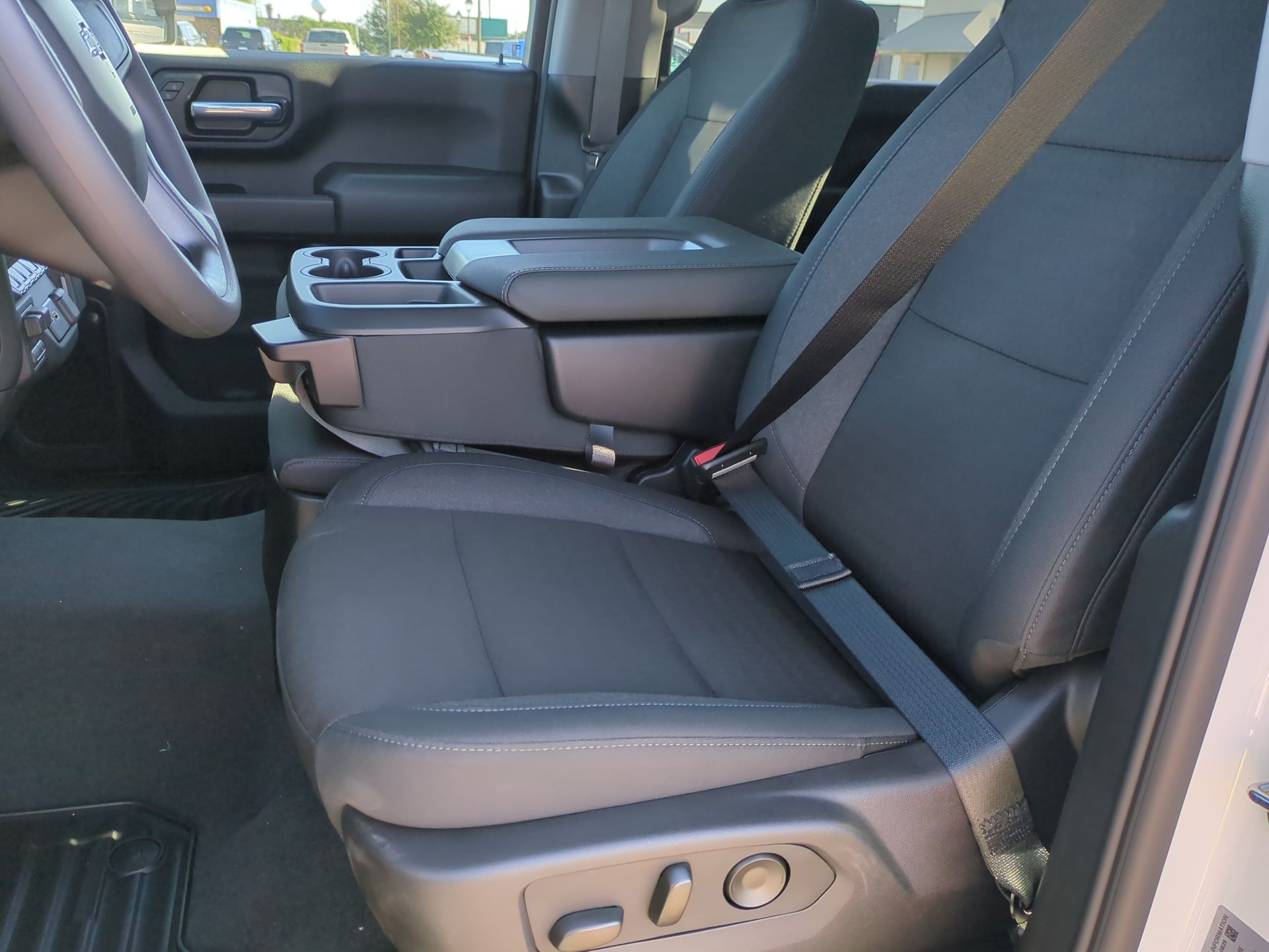 2026 Chevrolet Silverado 2500 HD Custom - Photo 41