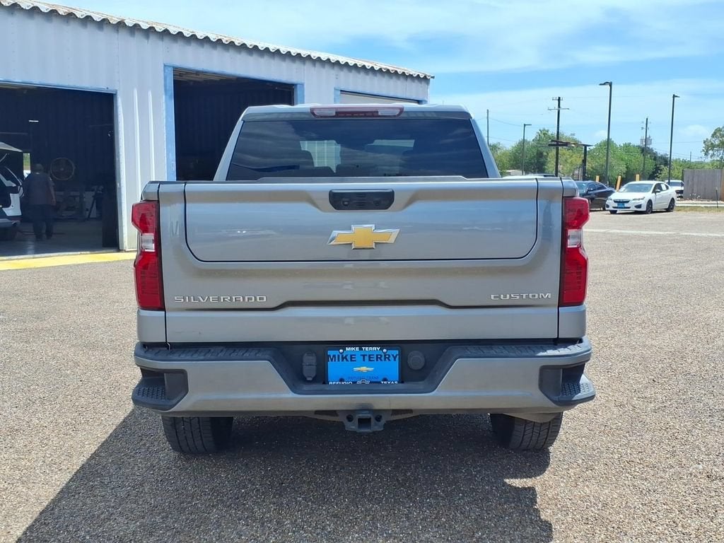 2023 Chevrolet Silverado 1500 Custom