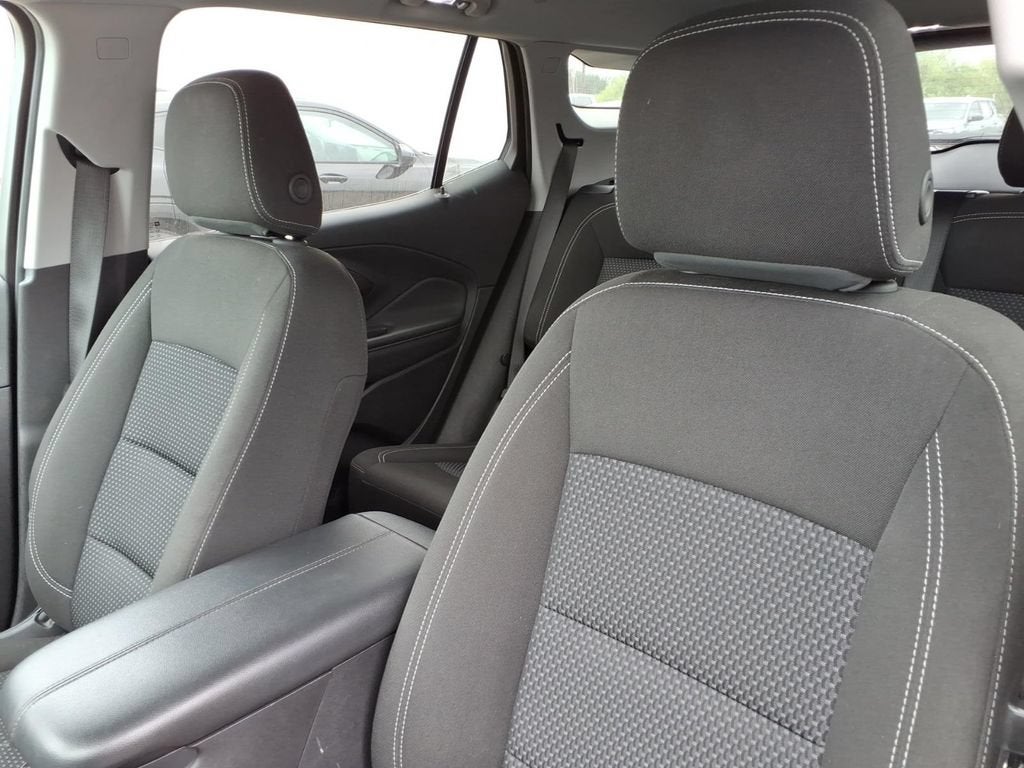 2024 GMC Terrain SLE - Photo 11