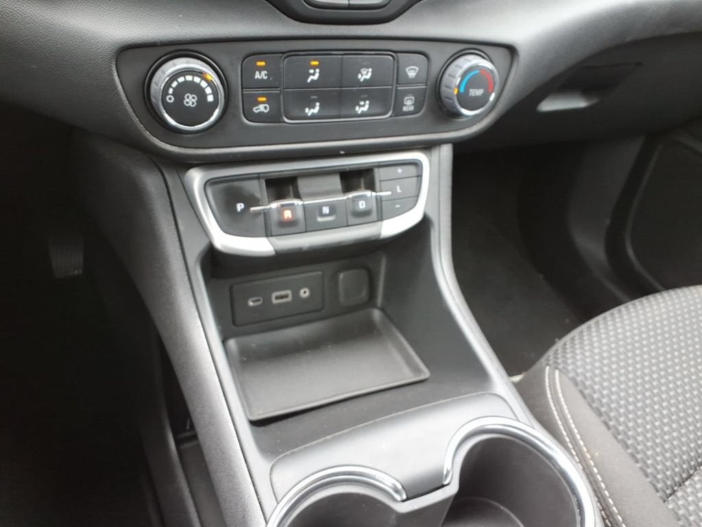 2024 GMC Terrain SLE - Photo 16