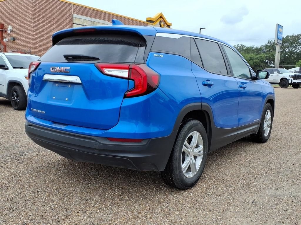 2024 GMC Terrain SLE - Photo 3