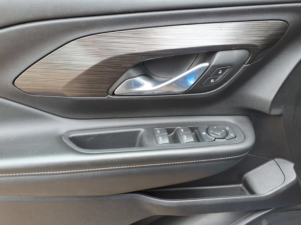 2024 GMC Terrain SLE - Photo 8