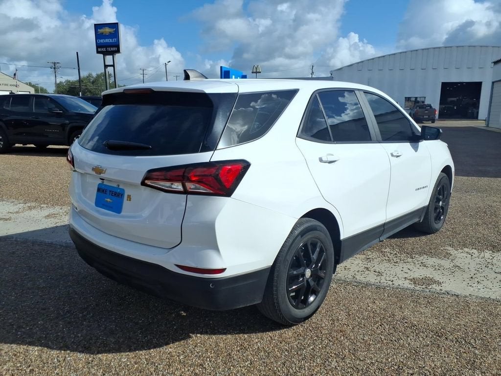 2024 Chevrolet Equinox LS