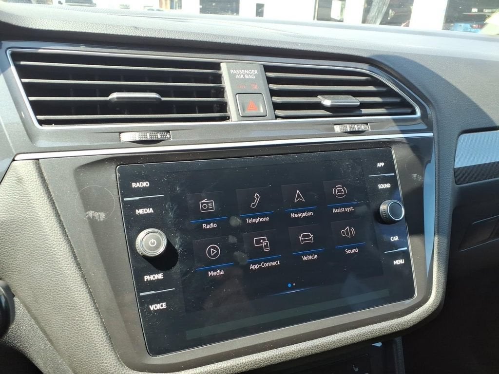 2024 Volkswagen Tiguan SE