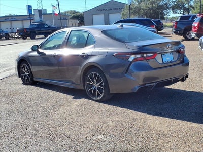 2024 Toyota Camry SE