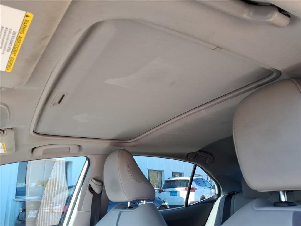 2023 Toyota Camry Hybrid SE