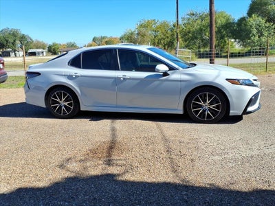 2023 Toyota Camry Hybrid SE