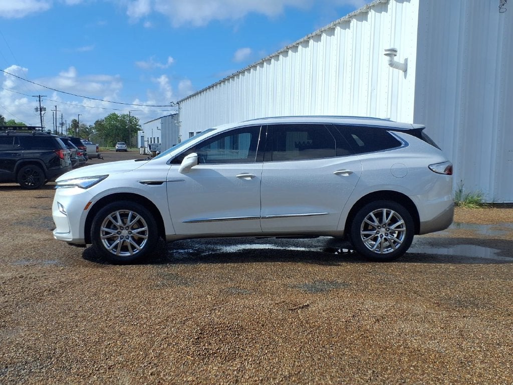 2022 Buick Enclave Premium
