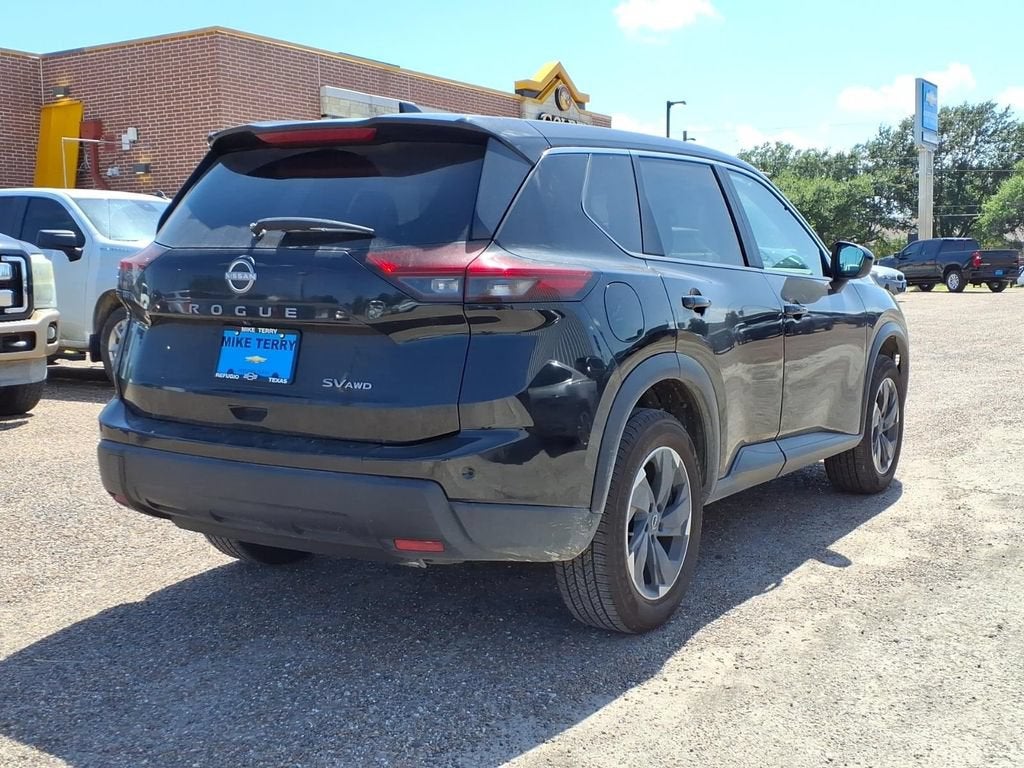 2024 Nissan Rogue SV