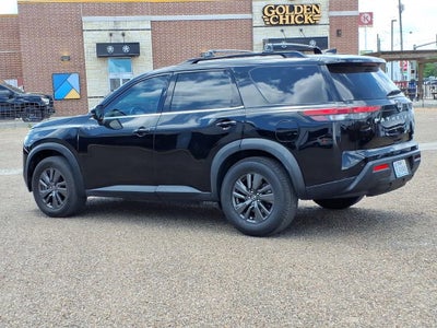 2022 Nissan Pathfinder SV 2WD