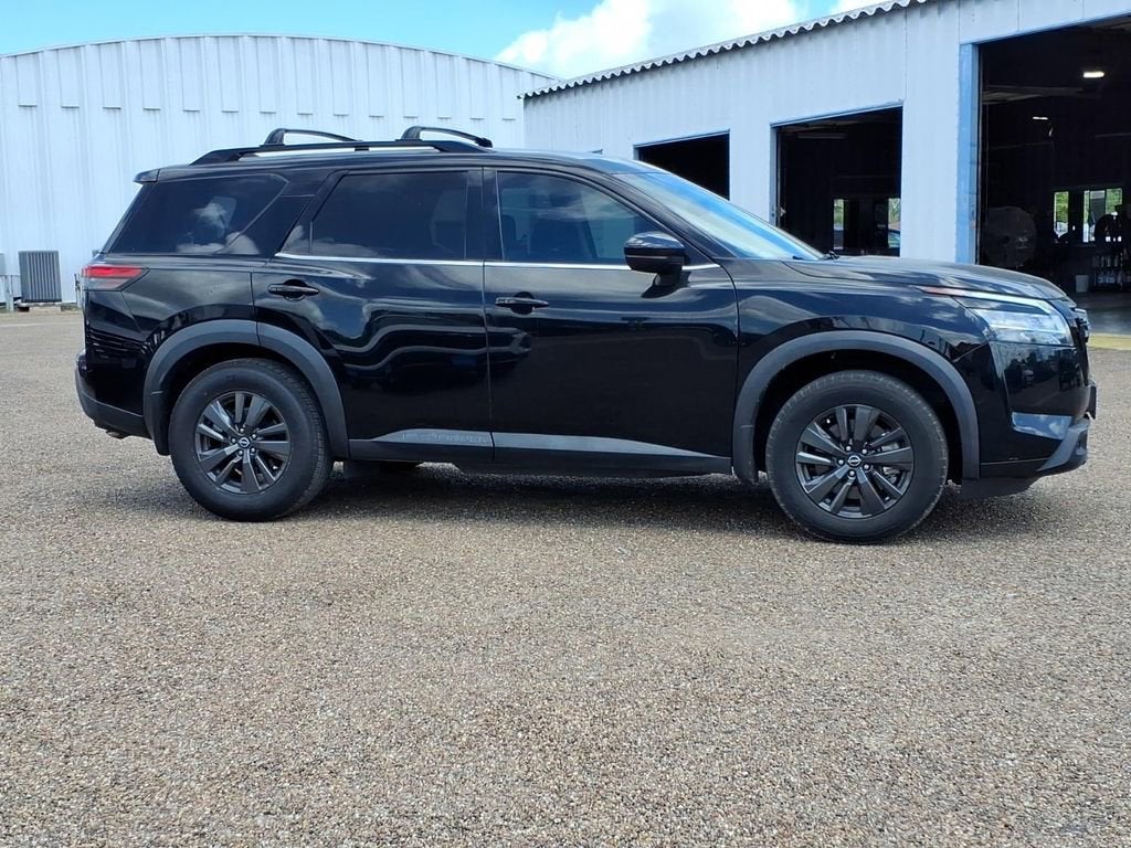 2022 Nissan Pathfinder SV 2WD