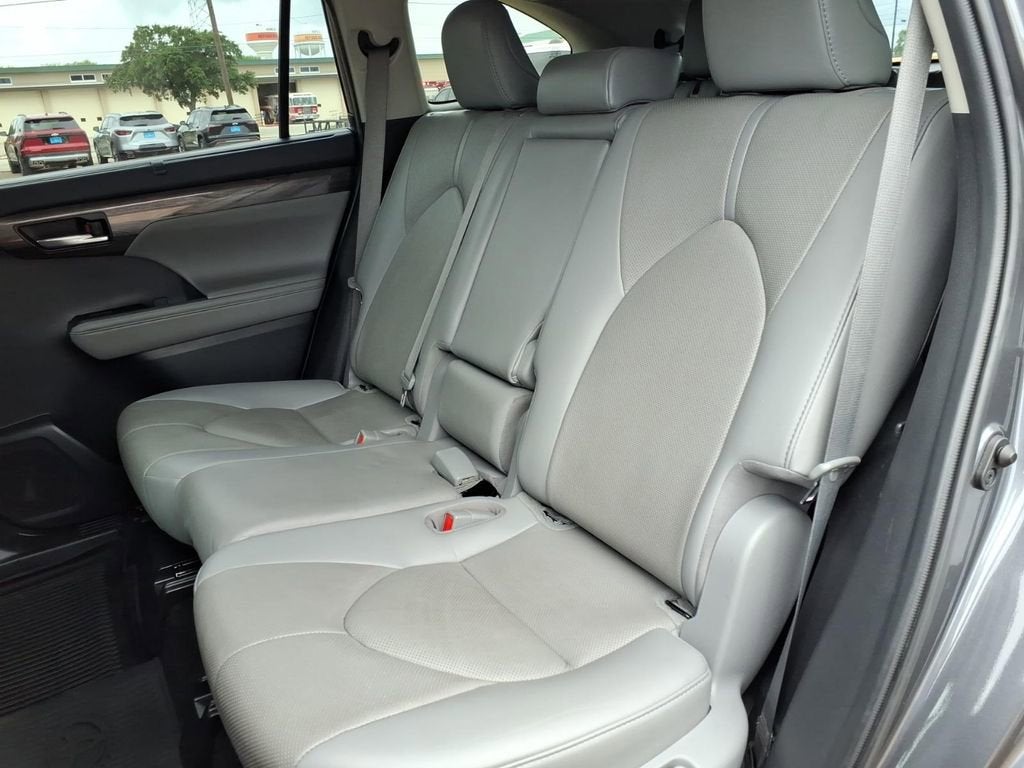 2021 Toyota Highlander Limited