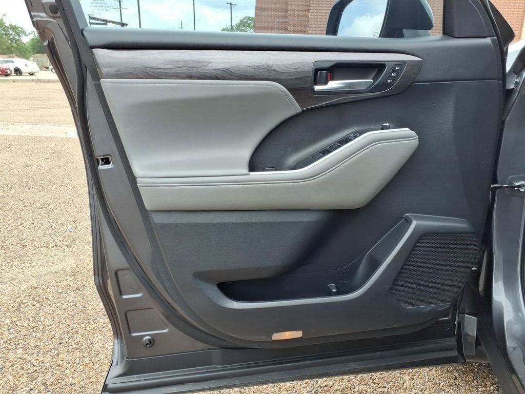 2021 Toyota Highlander Limited