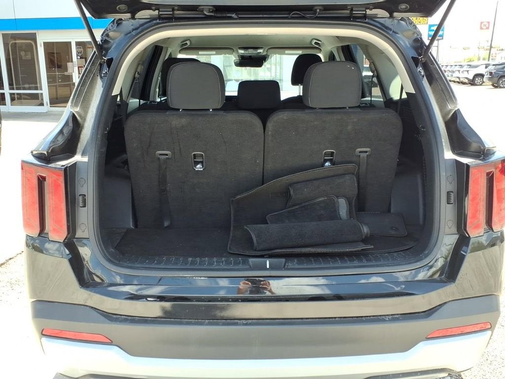 2025 Kia Sorento LX