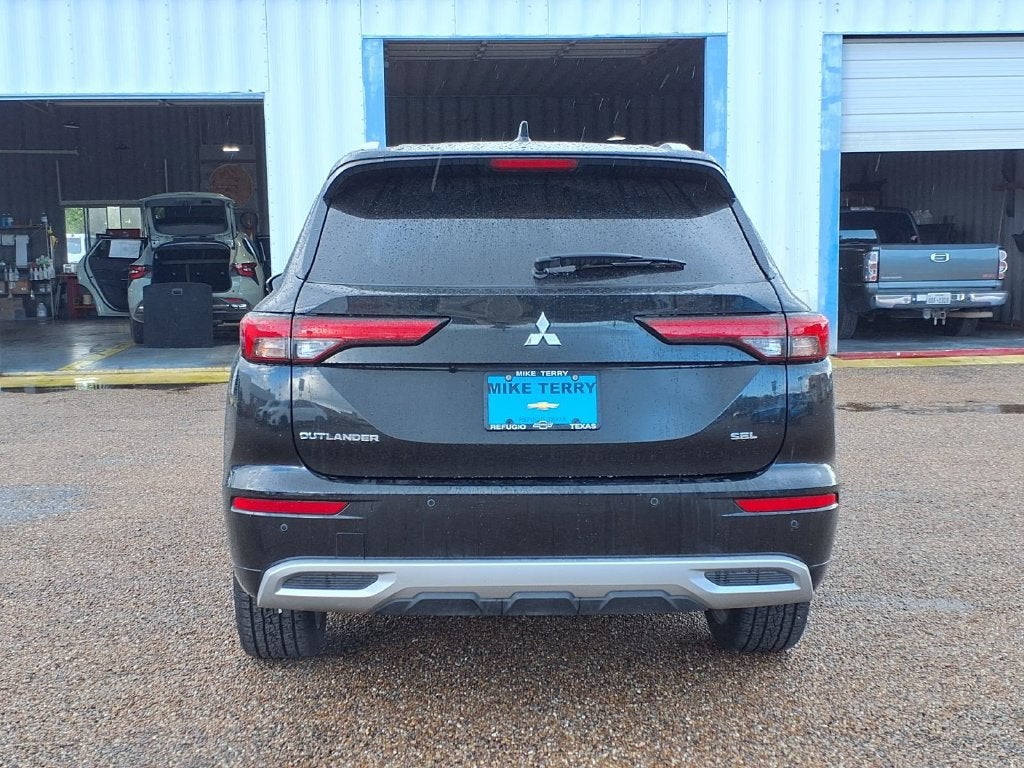 2023 Mitsubishi Outlander SEL 2.5 2WD