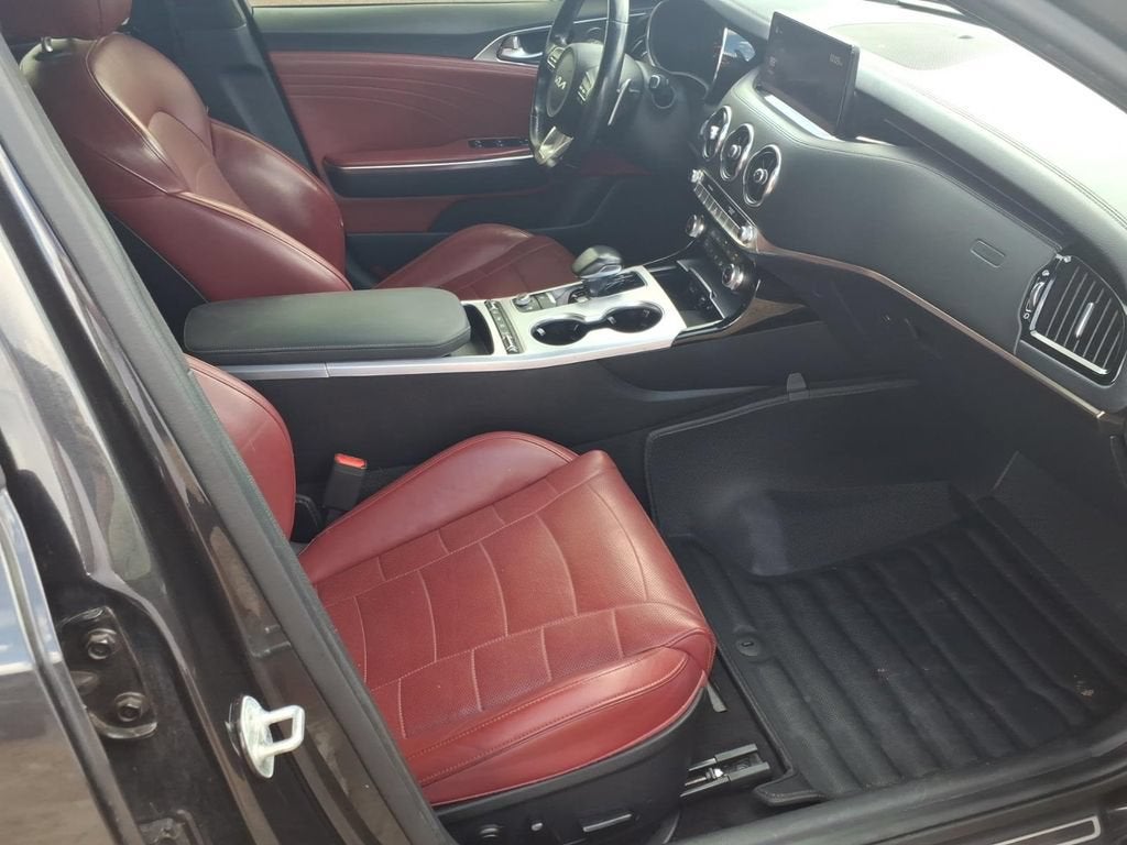 2022 Kia Stinger GT2