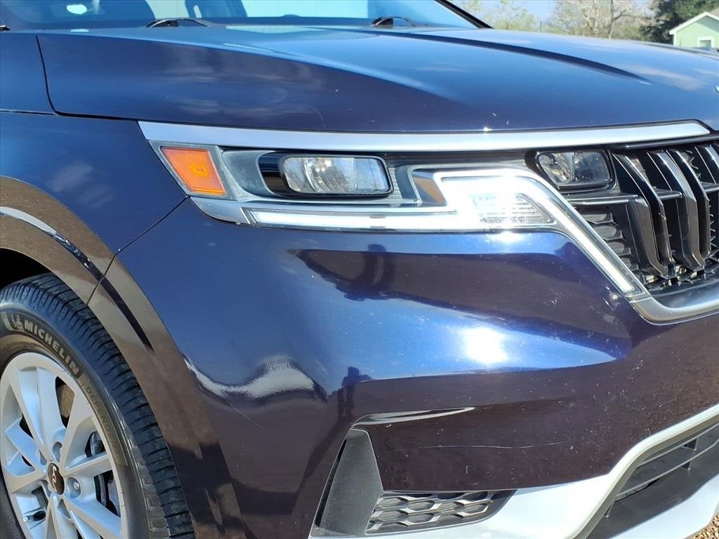 2023 Kia Carnival LX